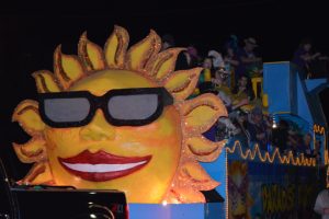 A cool sun float going down Procter during Mardi Gras. (Lorenzo Salinas/The News)
