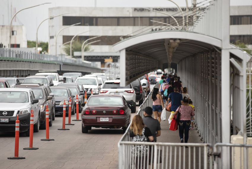 Report Slowdowns at border ports of entry could cost Texas billions